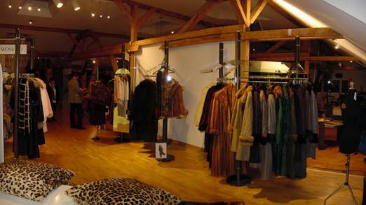 Ein Blick in die Fur & Leather Gallery